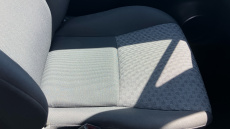 Toyota Yaris 1.33 VVT-i Icon 5dr Petrol Hatchback
